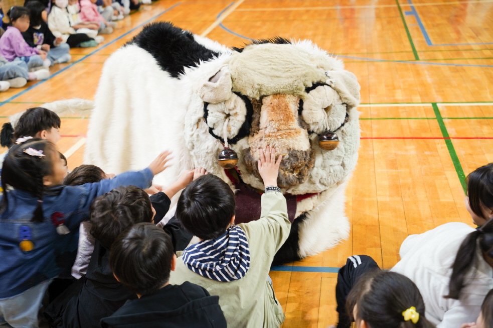 고양 내유초 병설유치원 풍물마당놀이 해피 어린이 참여형 전통공연 현장