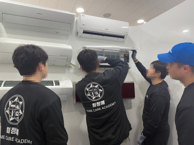 동탄에어컨청소학원, 화성에어컨청소학원, 스탠드에어컨청소학원, 시스템에어컨청소학원, 천장형에어컨청소학원, 벽걸이에어컨청소학원, 에어컨청소학원, 에어컨세척학원, 에어컨청소교육기관, 최정예홈케어아카데미