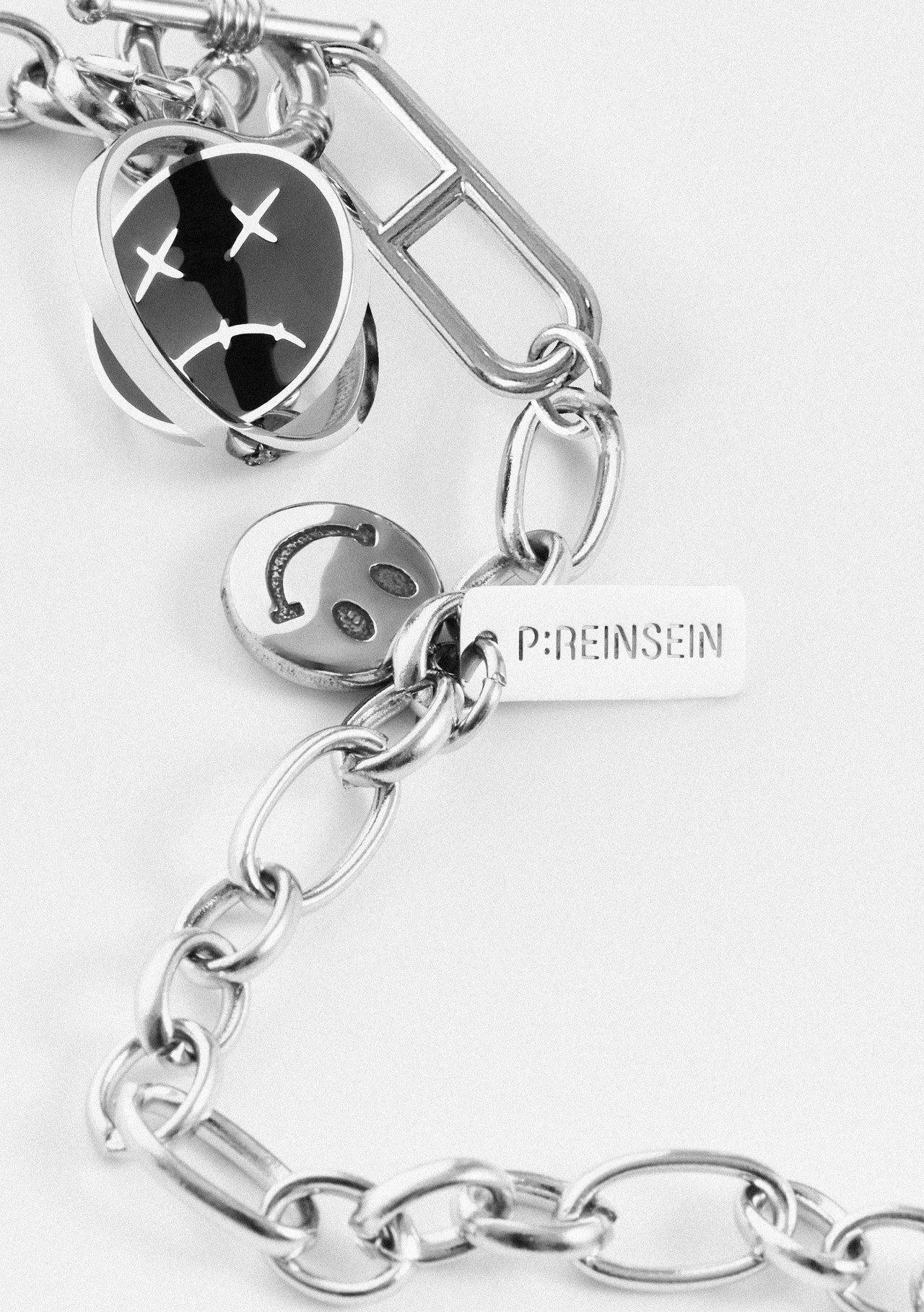 <span style="font-weight: 900;">ACC</span>