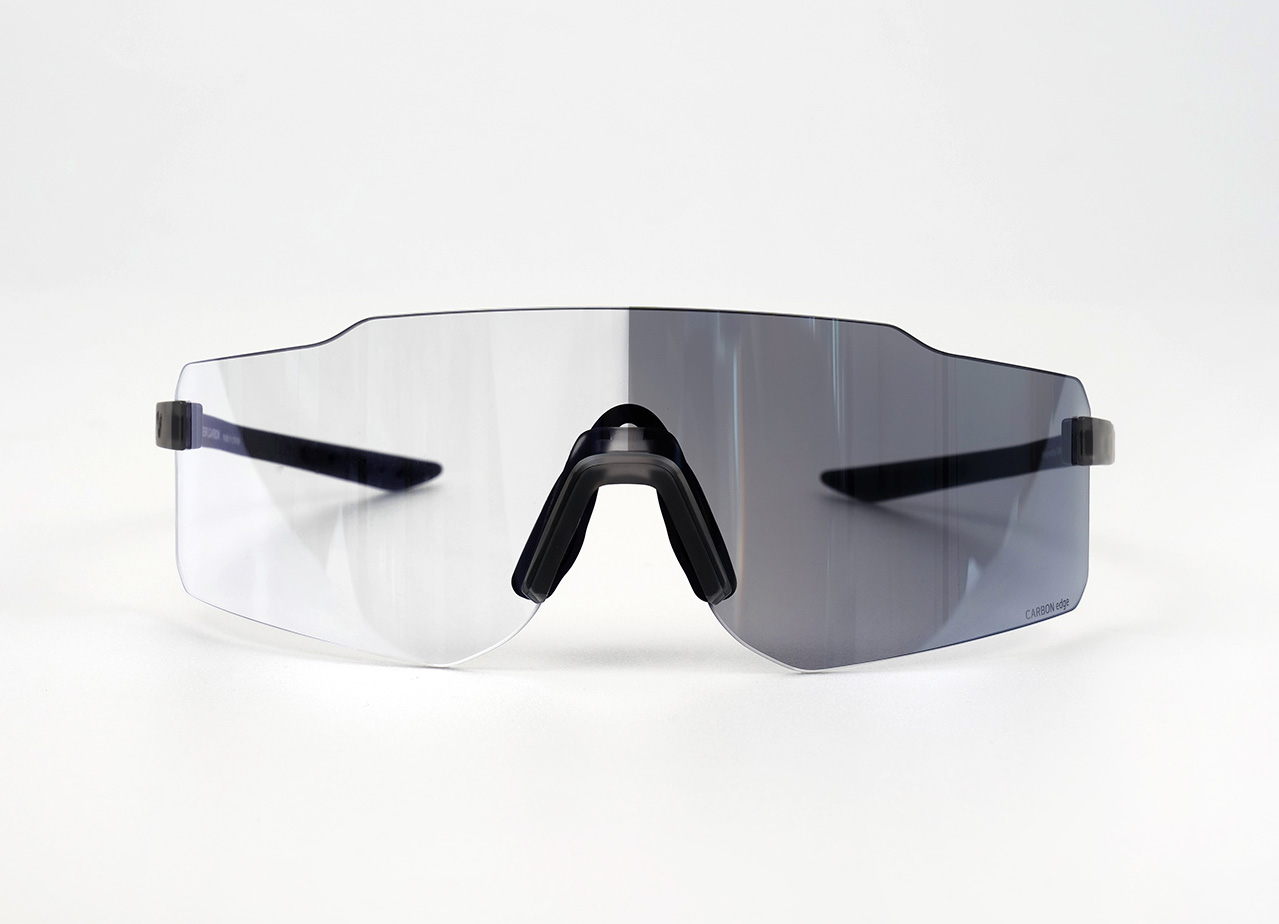 Carbon Edge_Silver Photochromic Lens