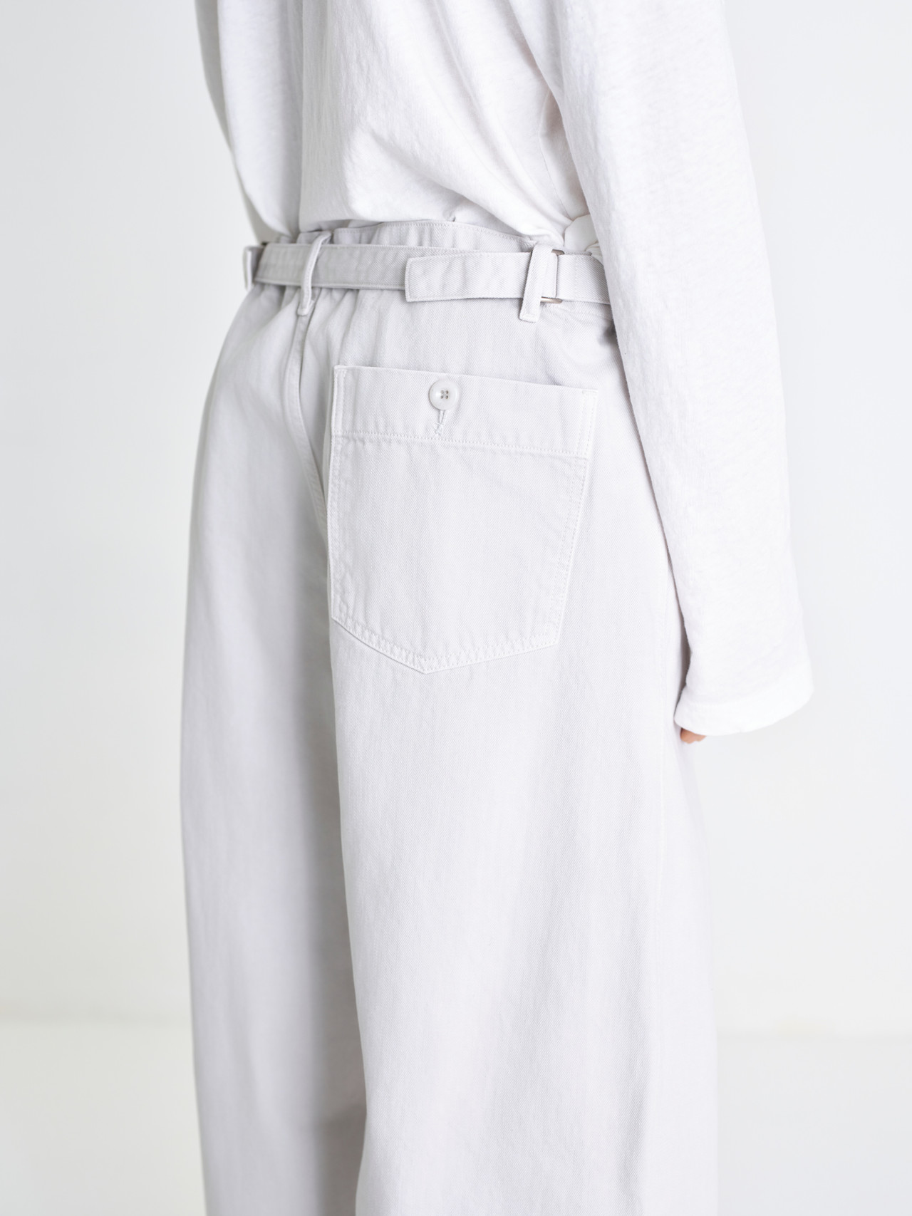 Orino curved-fit adjustable jeans chalk