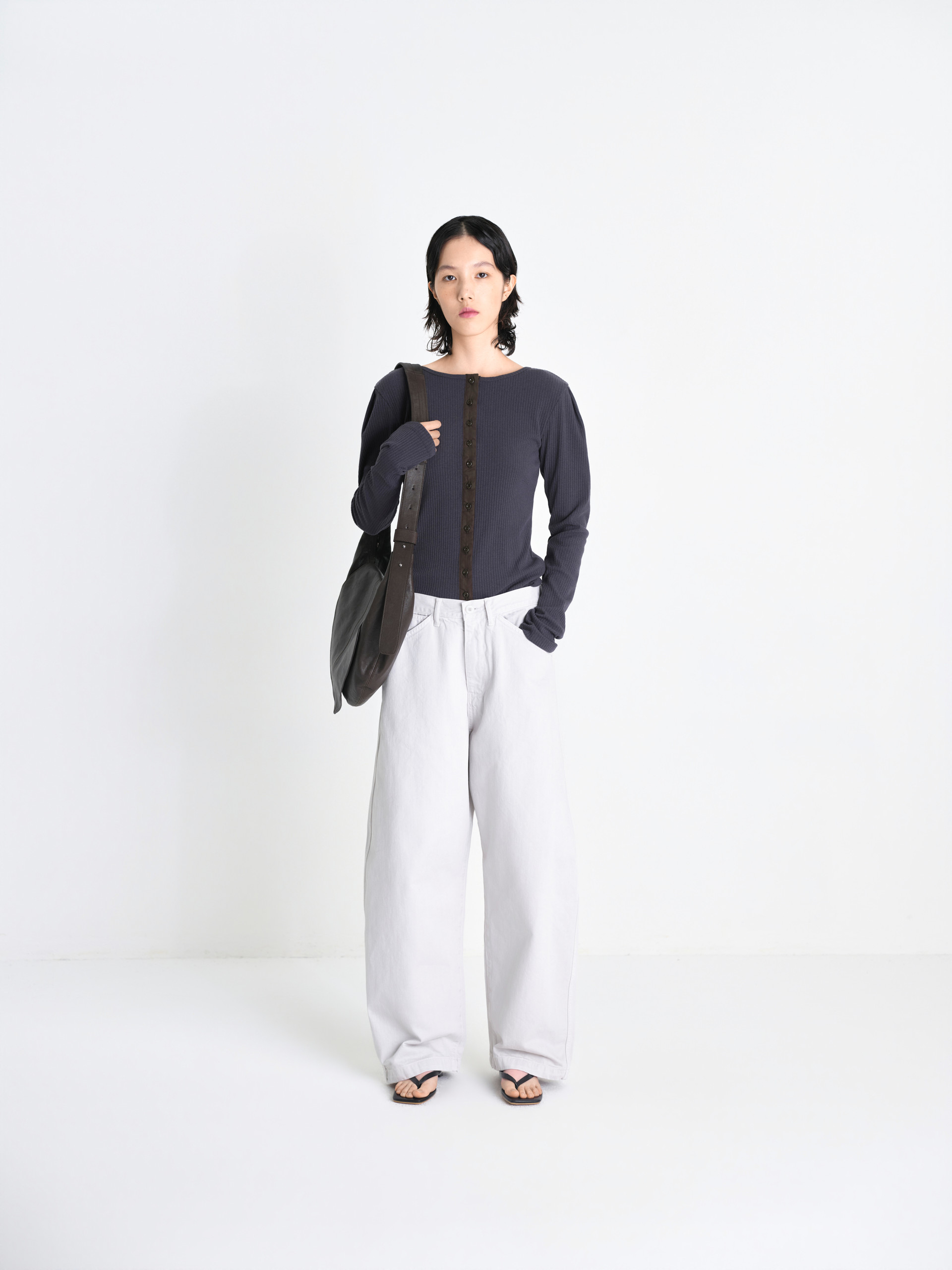 Orino curved-fit adjustable jeans chalk