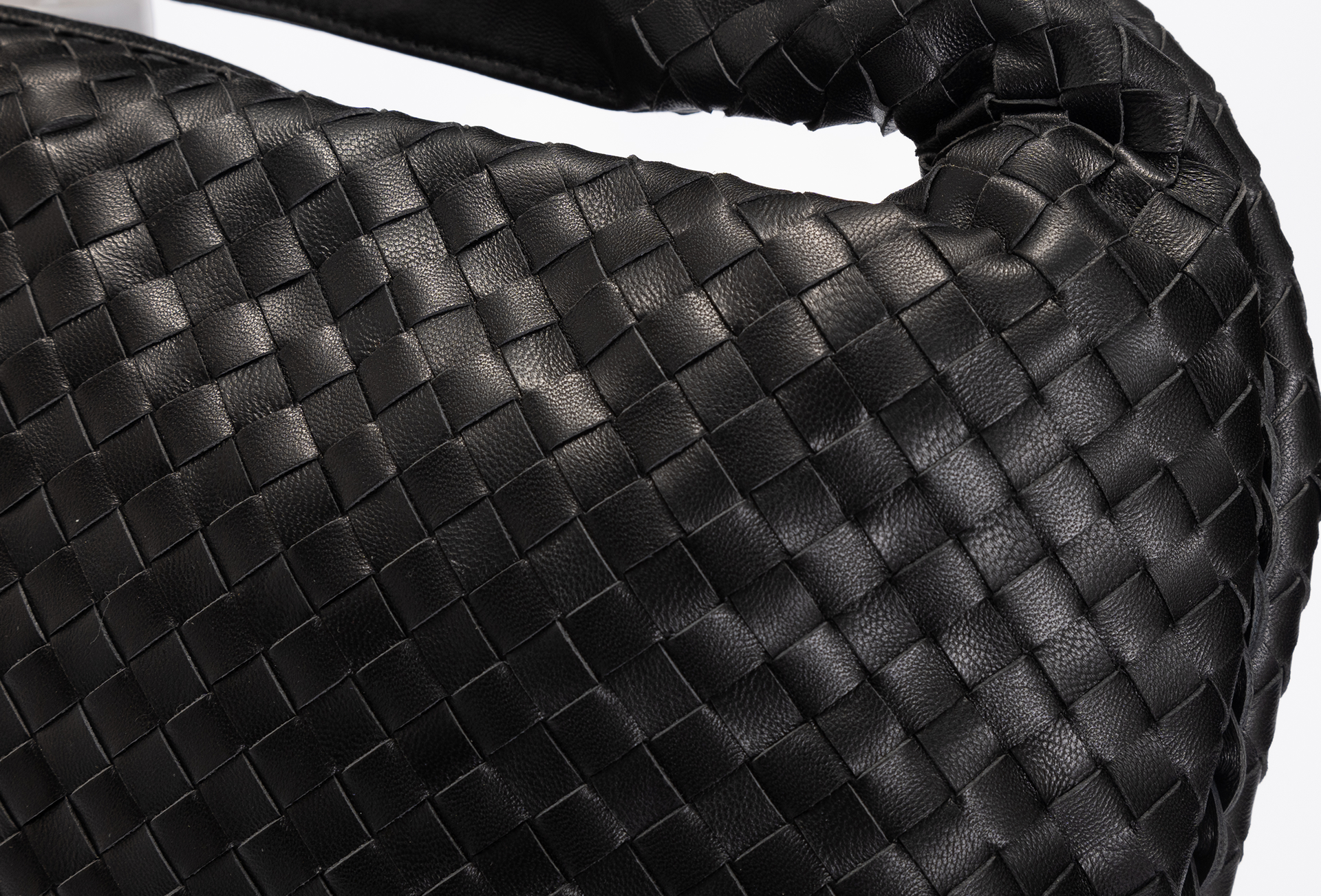 <b>Today,</b><br><br>this little key Clavis.<p>For an everyday<br> that feels more complete