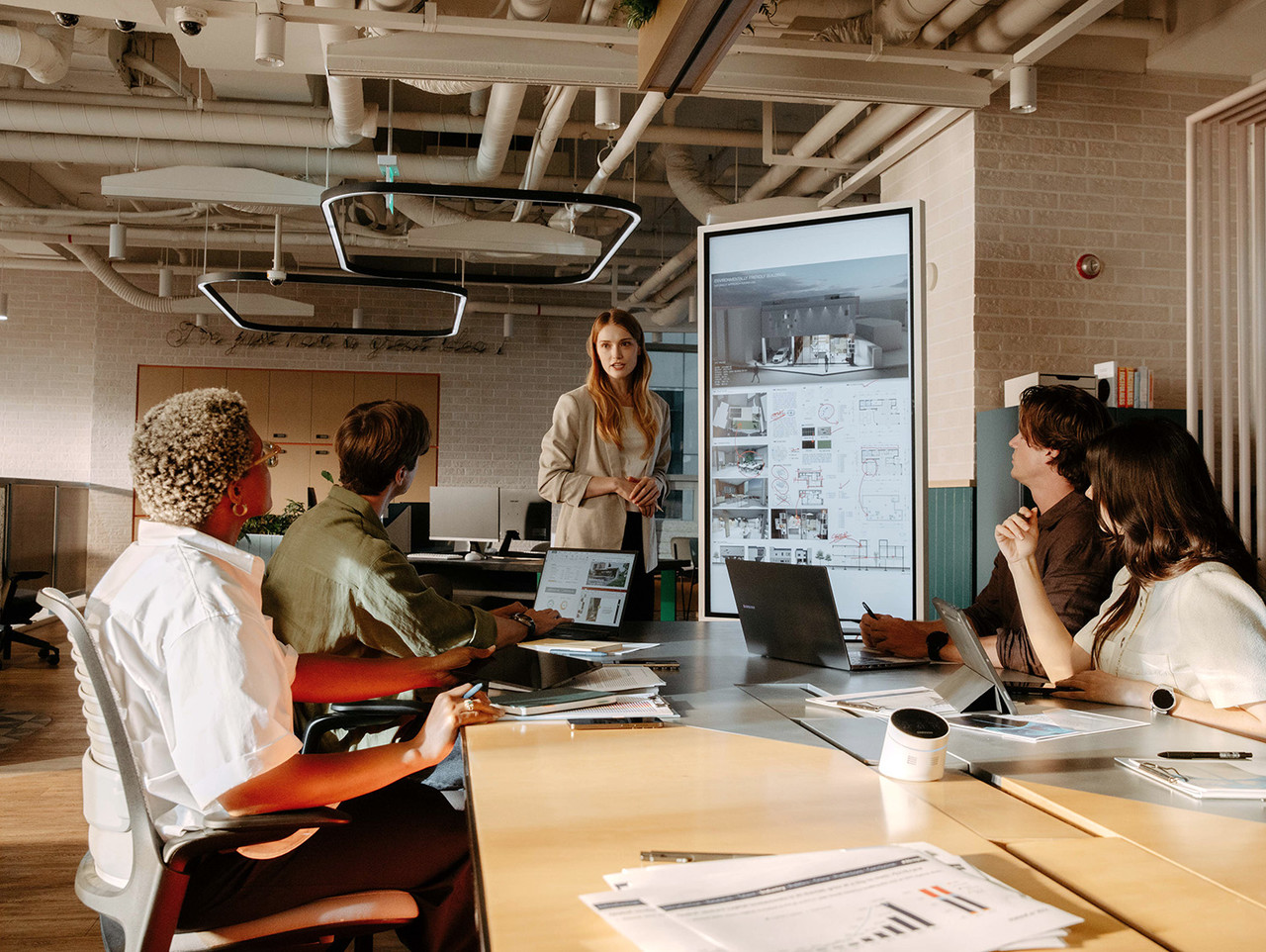 삼성전자 B2B 웹 브로슈어 제작 촬영 디테일 장면