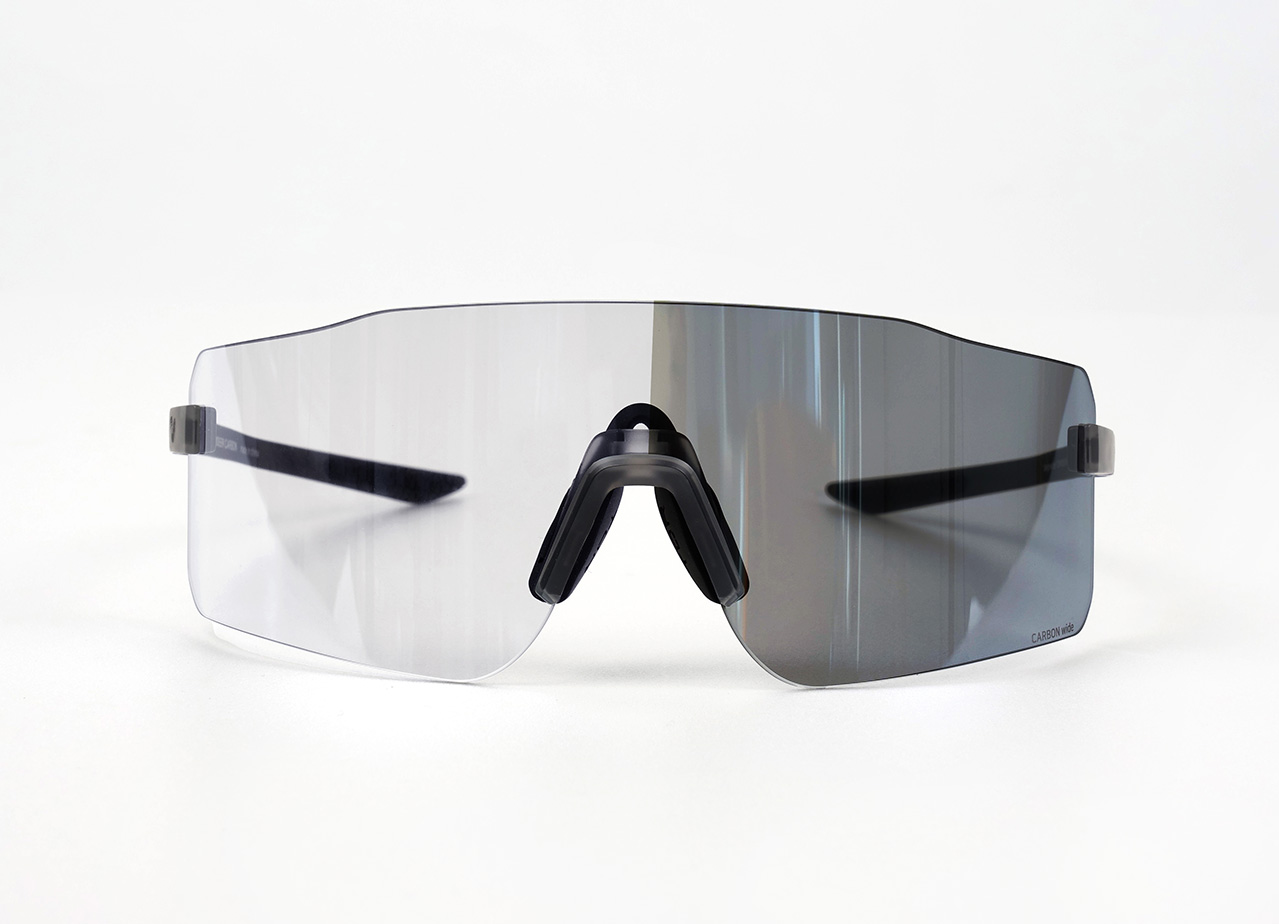 Carbon Wide_Silver Photochromic Lens