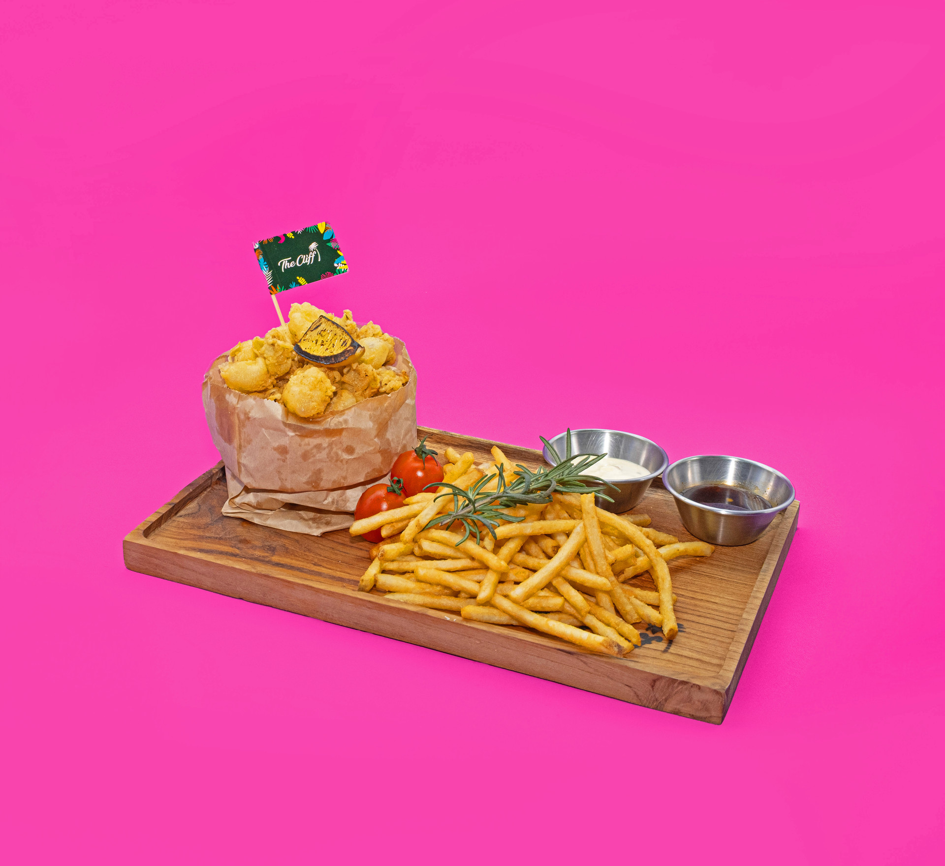 갑오징어팝 & 칩스<br><font size=2px>Cuttlefish Pop & Chips<br>凯撒沙拉<br>26,000