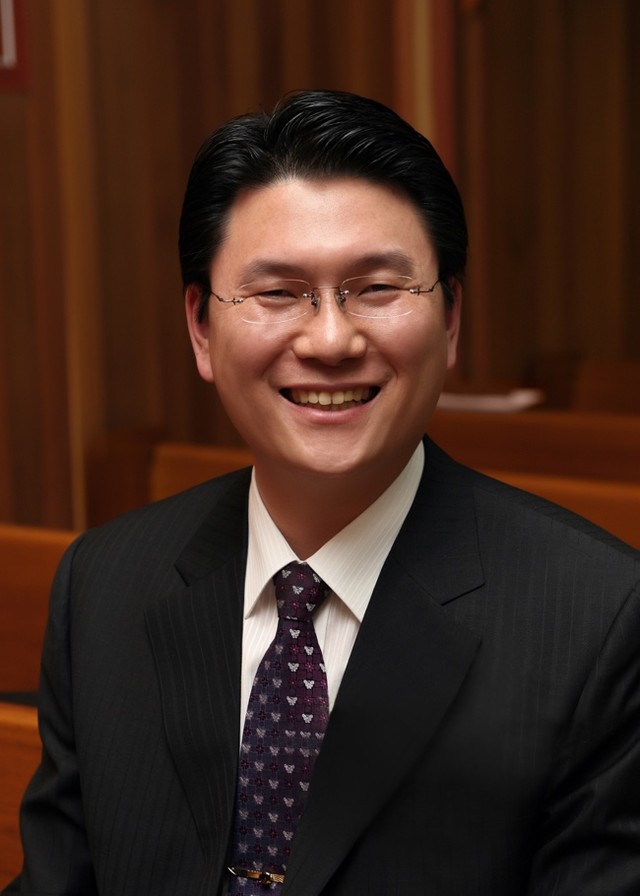 <br><h6 style="text-align: center;"><span style="color:#01b552; font-size: 25px;">송영진 목사</span></h6>  <p style="text-align: left;"></span></p>