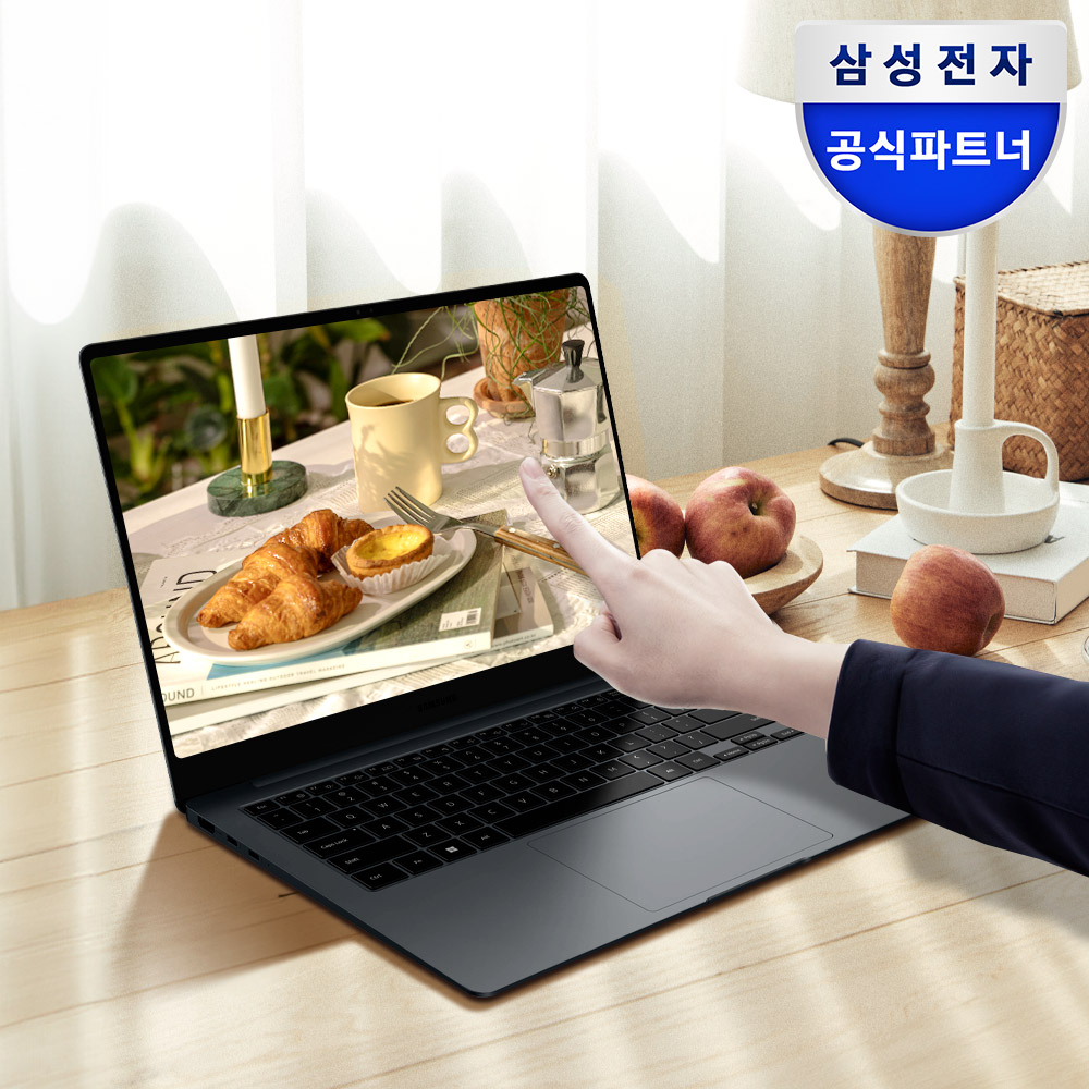 갤럭시북4 프로<br />NT940XGQ-A51A<br /> <span style="font-size:small; color:#0034dc; font-weight: 600;">#인텔 울트라5 #AI 노트북<br />#256GB #16GB #14인치 #터치스크린</span><br />  <span style="font-size:small; color:#737373;">  #사무용노트북 #대학생노트북 #인강용노트북 #가벼운노트북