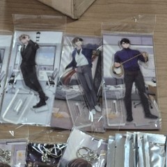 굿즈] 괴담에 떨어져도 출근을 해야 하는구나 - 아크릴 스탠드 2025