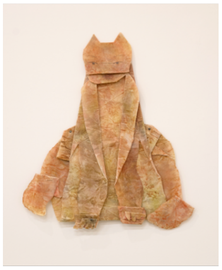 이해나, Homo Plicans, 한지, 광목, 파스텔, 밀랍, 90x65cm, 2025