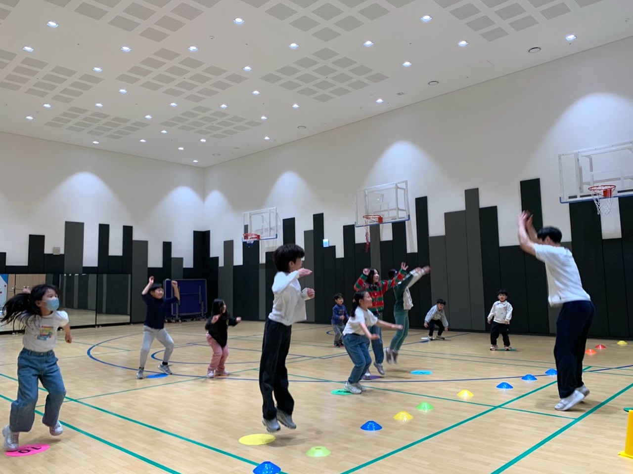 아파트커뮤니티 (디에이치 등)