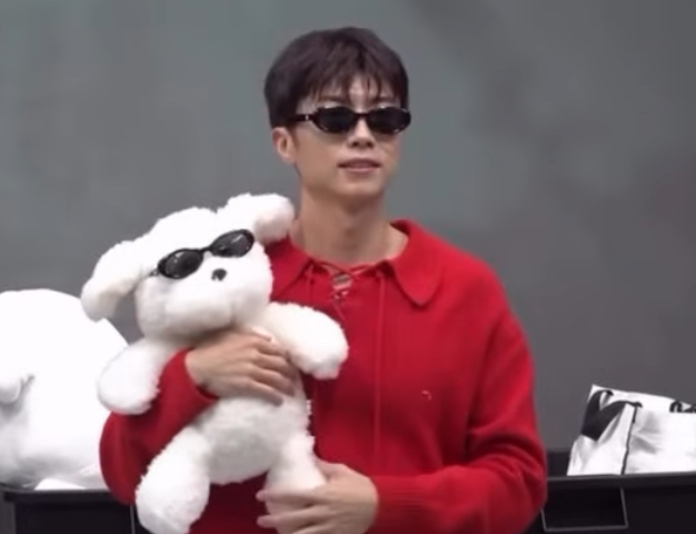 우영