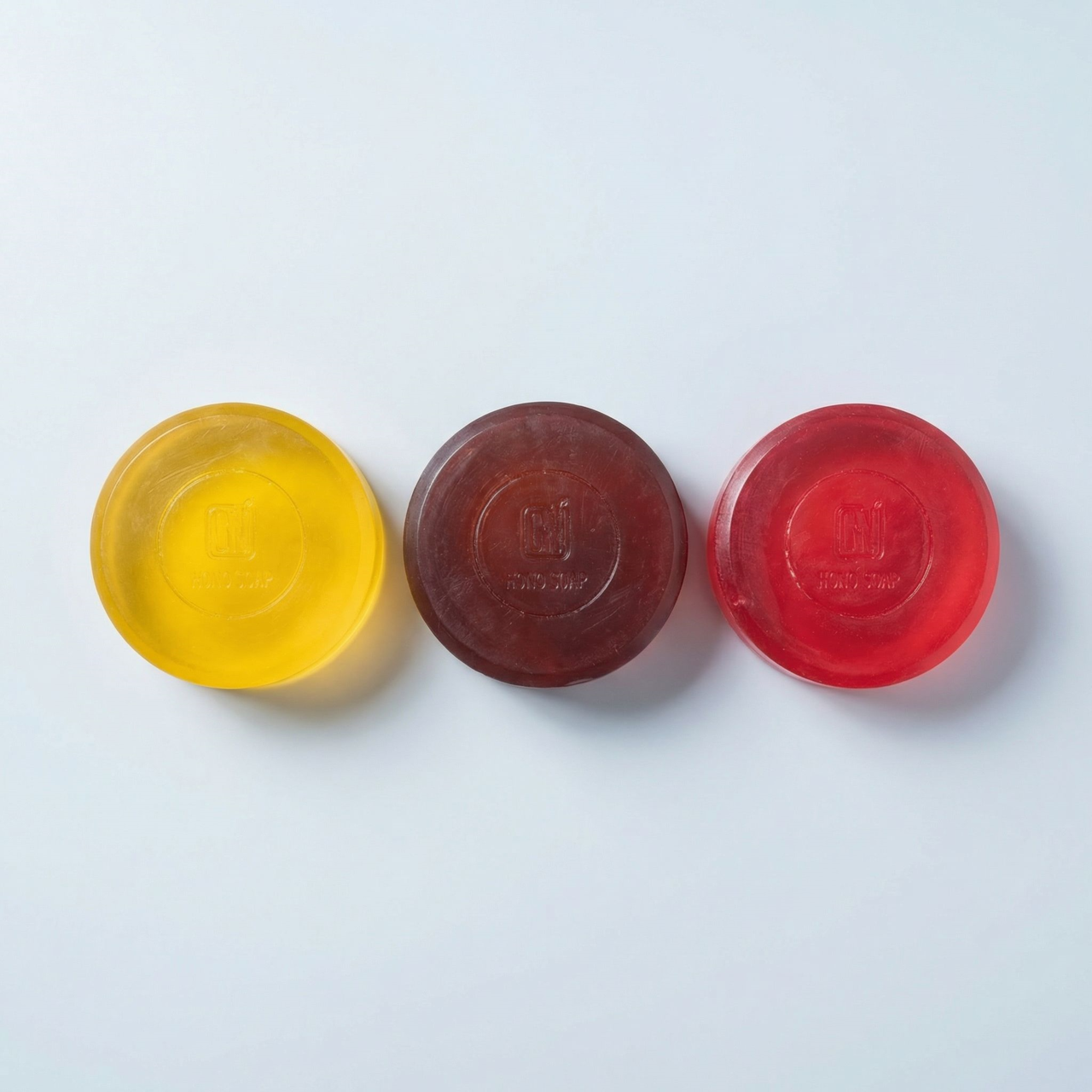 모든 피부타입 사용이 가능한 저자극 클렌징 비누 3종