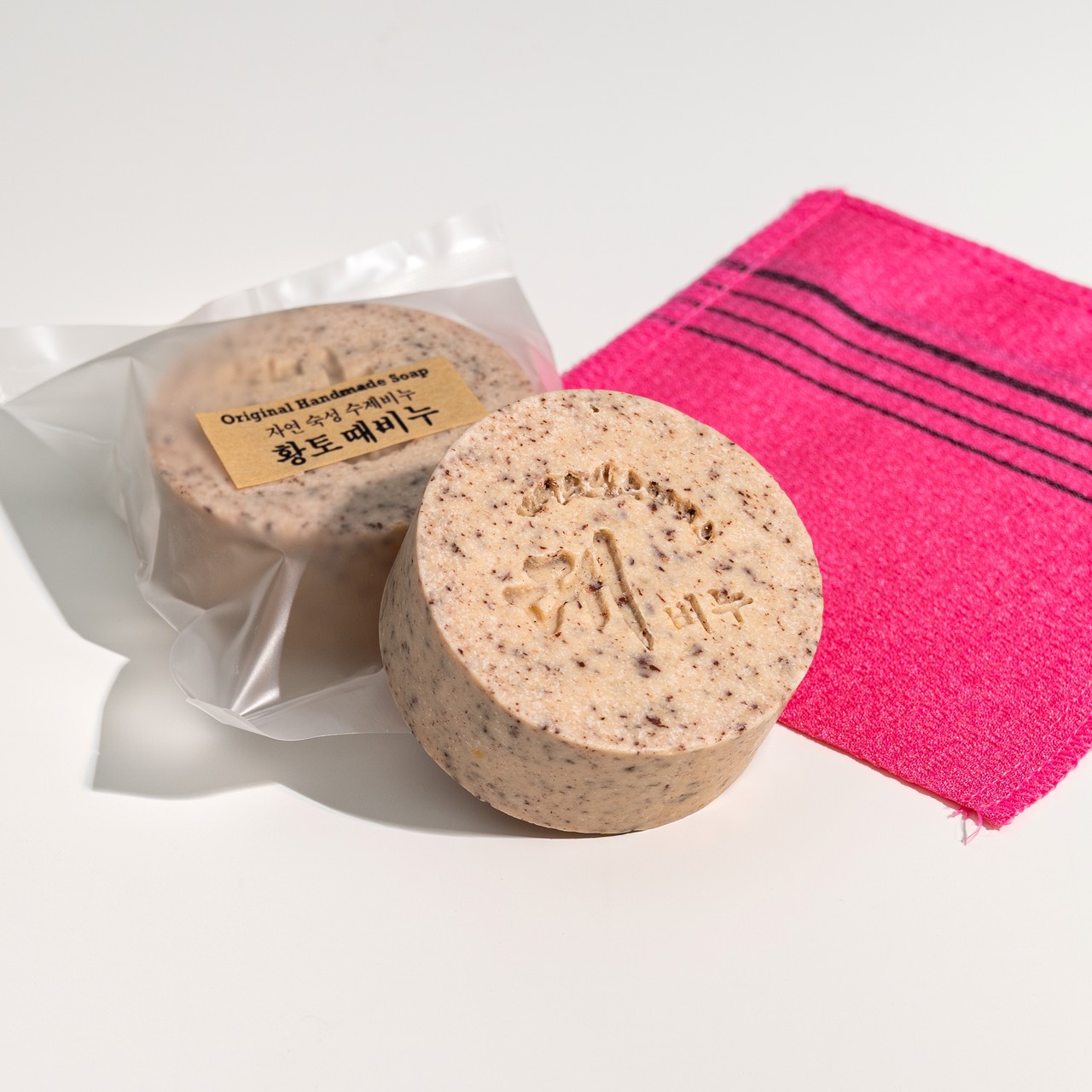 황토 때 비누 - 피부진정 & 모습효과(민감성 피부용)