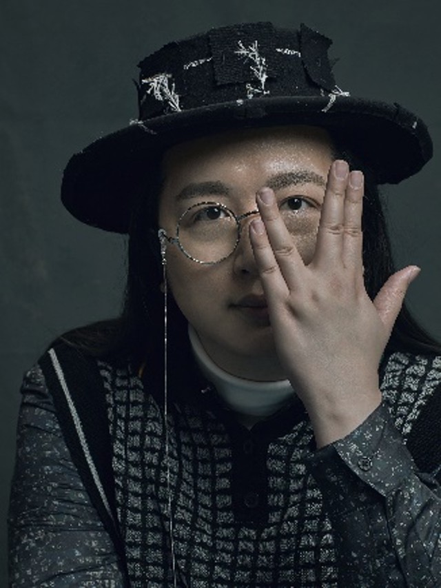 <strong style="font-size: 16px">오드리 탕</strong> <br/> <span style="font-size: 12px">대만 사이버대사, 제1대 디지털장관</span>