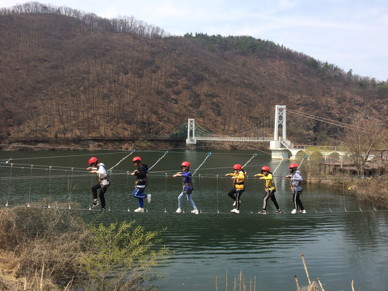 속도와 스릴을 동시에! 짚라인
