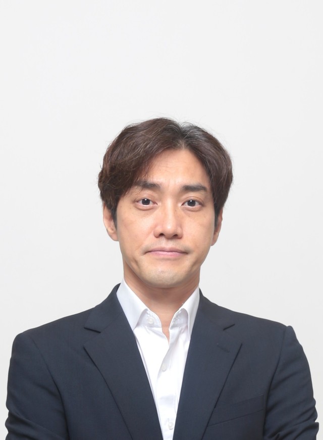 <strong style="font-size: 16px">유승현</strong> <br/> <span style="font-size: 12px">한양대학교 언론정보대학원 겸임교수 </span>