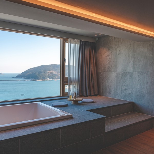 예약 상품 이미지