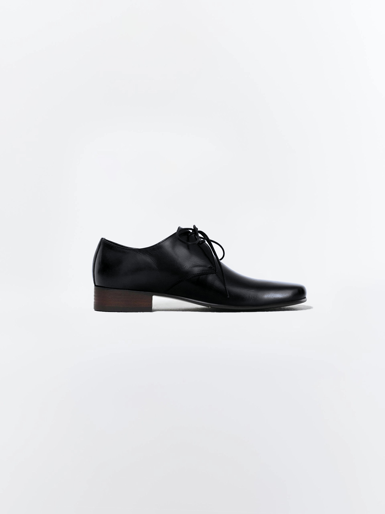 Elowen derbys classic black