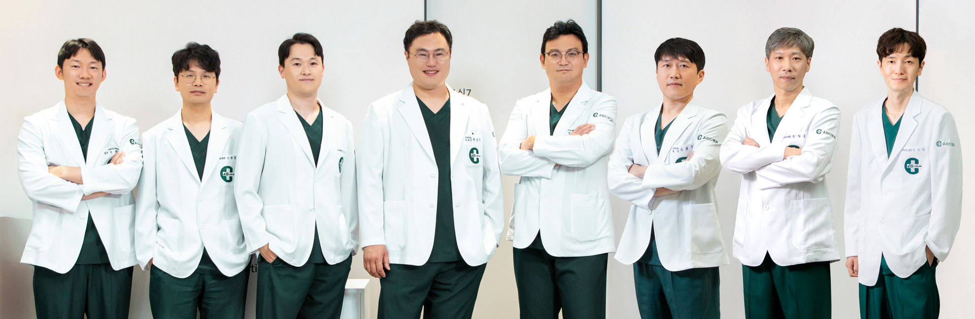 <span style="filter:drop-shadow(1px 1px 0 rgba(54,54,54,1));">ABC MEDICAL TEAM</span>