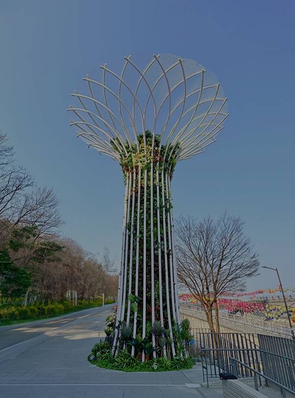 <div class="tb-text-group01"><p class="t-text01">공간 아트디렉션</p><p class="b-text01">공간의 본질을 읽고, 잠재력을 극대화합니다.</p></div>