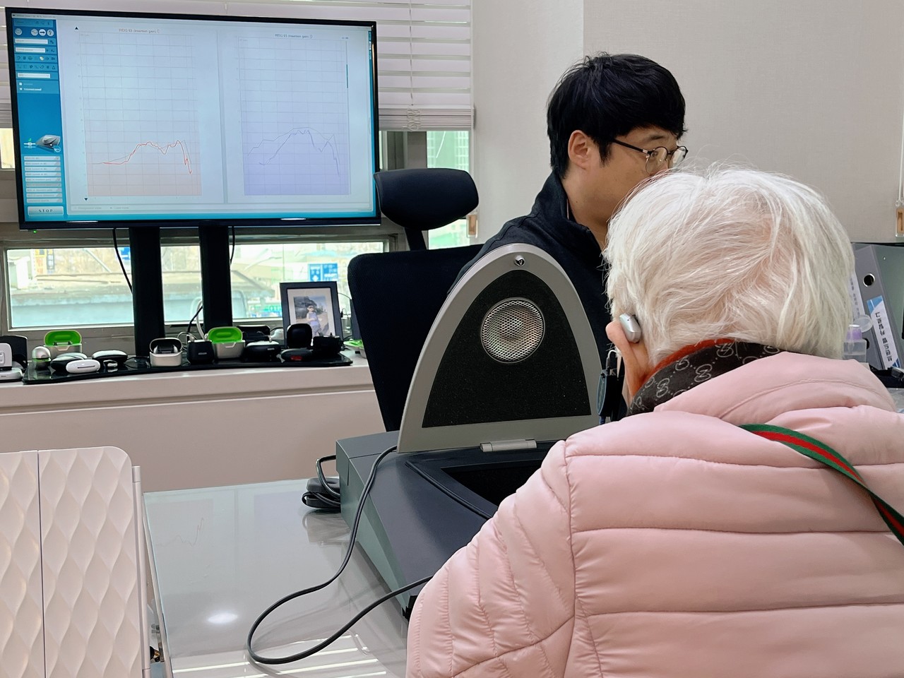 지멘스 엔지니어 이어짐 실장 실이측정(REM) 장면