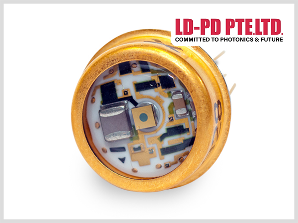 Si APD Receiver with Amplifier, 0.8mm, 50MHz, TO-8 : Si photodiode