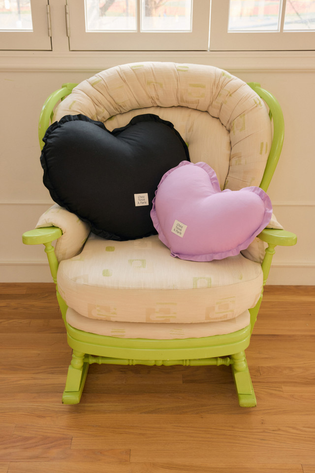 <div class="catebox"><span>Cushion</span></div>