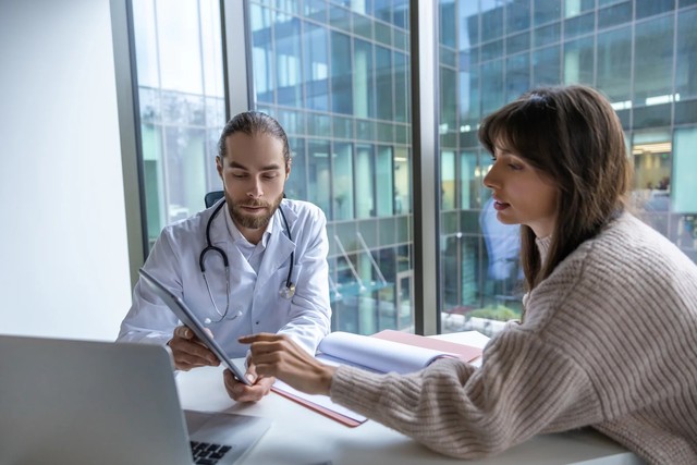 전문가 유전 상담