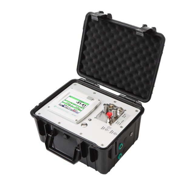 CS INSTRUMENTS CS 인스트루먼트 DP 400 MOBILE 휴대용 노점 및 압력 측정장치