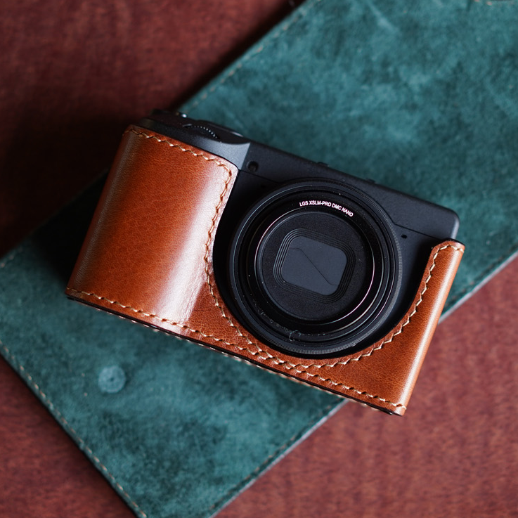 Ricoh GR4 Half case : LEICA CASES & STRAPS by handcraft - Arte di mano