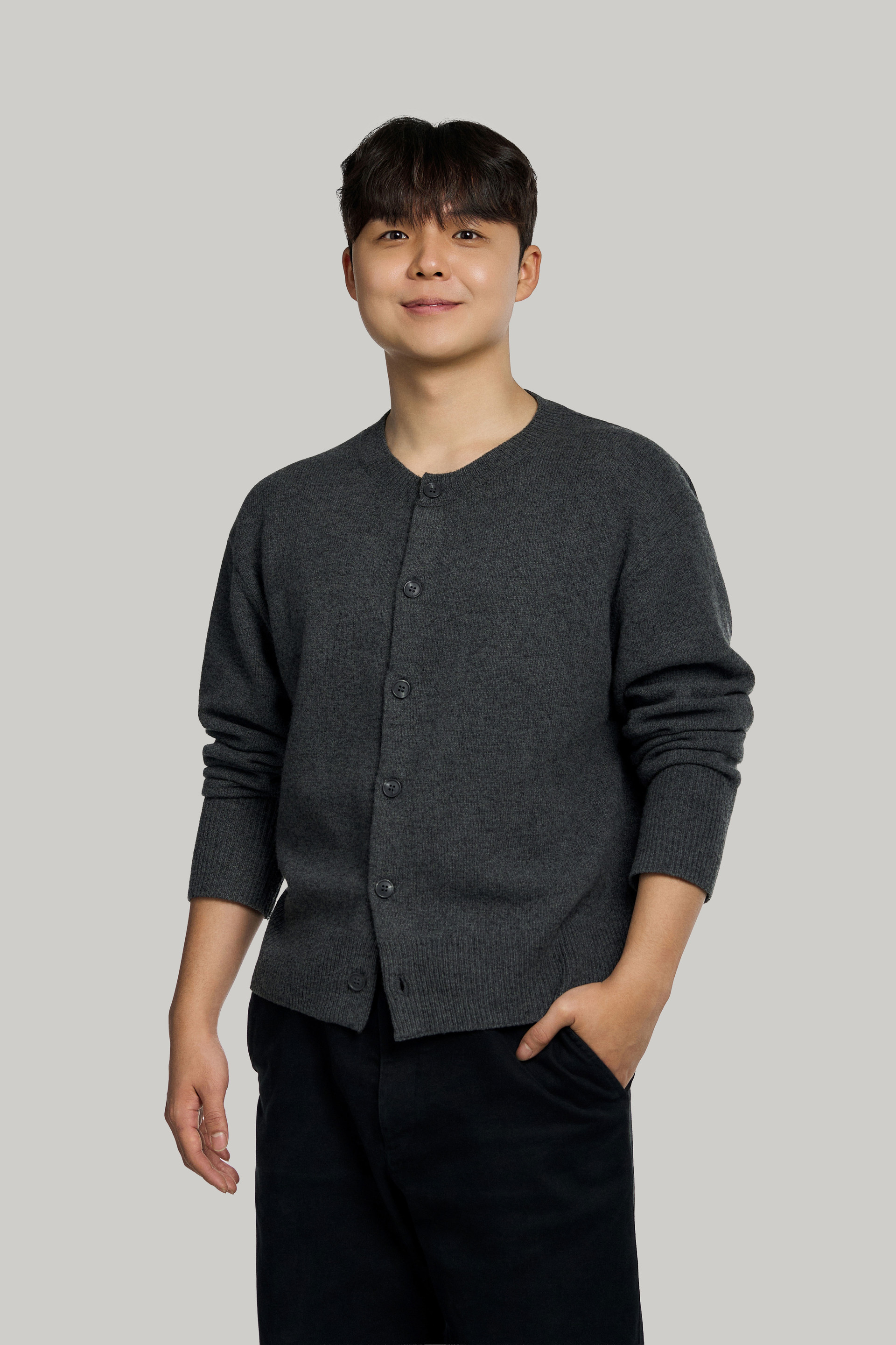 <div style="text-align: left;">     <span style="font-weight:bold; font-size: 14px;"> Sungwoo Lee </span><br>     <span style="font-size: 14px;">Design Intern</span><br><br>     <span style="font-size: 12px; line-height: 1.2;"> Hongik Univ. B.Arch (in progress)</span><br>     <span style="font-size: 12px; line-height: 1.2;"> </span> </div>