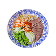 <strong><span class="phobo-title">호치민비빔쌀국수</span></strong><br>신선한 각종 야채와 쌀국수면을<br>홍호아만의 특제비빔소스에 비벼먹는<br>매콤달콤한 비빔쌀국수