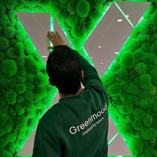 GREEN LOGO