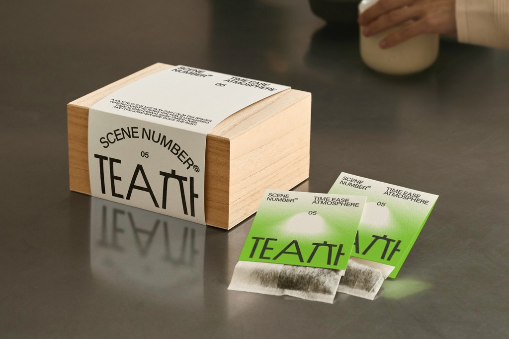 Realistic Tea Packaging Mockup with Wooden Box, Paper Sleeve & Tea Bag ...