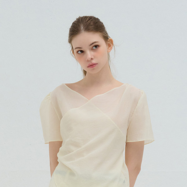 STRIPE WRAP SHIRRING BLOUSE BEIGE 상세 이미지