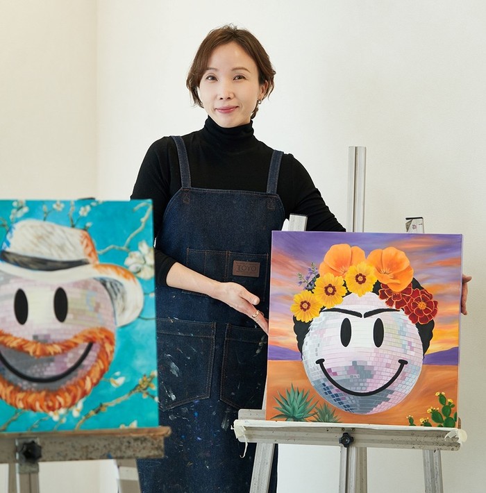 [전시] 57th갤러리 윤지선 초대展  “나의 스마일미러볼 – 유용한 세상 속, 무용한 반짝임”
