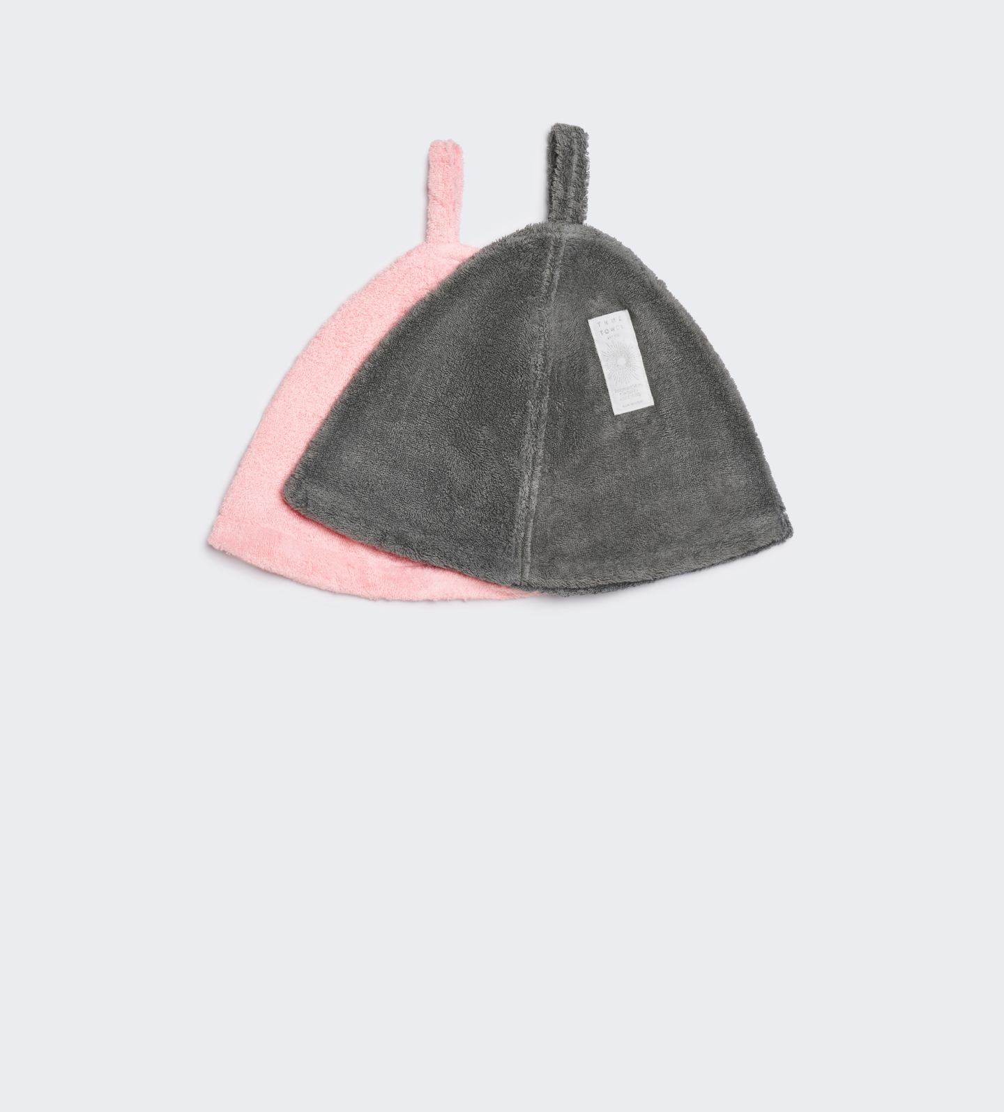 <br><p style="font-size: 14px; font-weight: 700; color: #3B3B3D;">사우나 & 배스</p>  <p style="font-size: 12px; color: #767678; font-weight: 400;">이마바리 인증 소재를 사용한 <br> 가볍고 부드러운 촉감의 사우나 & 배스 라인</p>  <p>   <u style="font-size: 12px; font-weight: 400;">제품 보러가기</u></p>