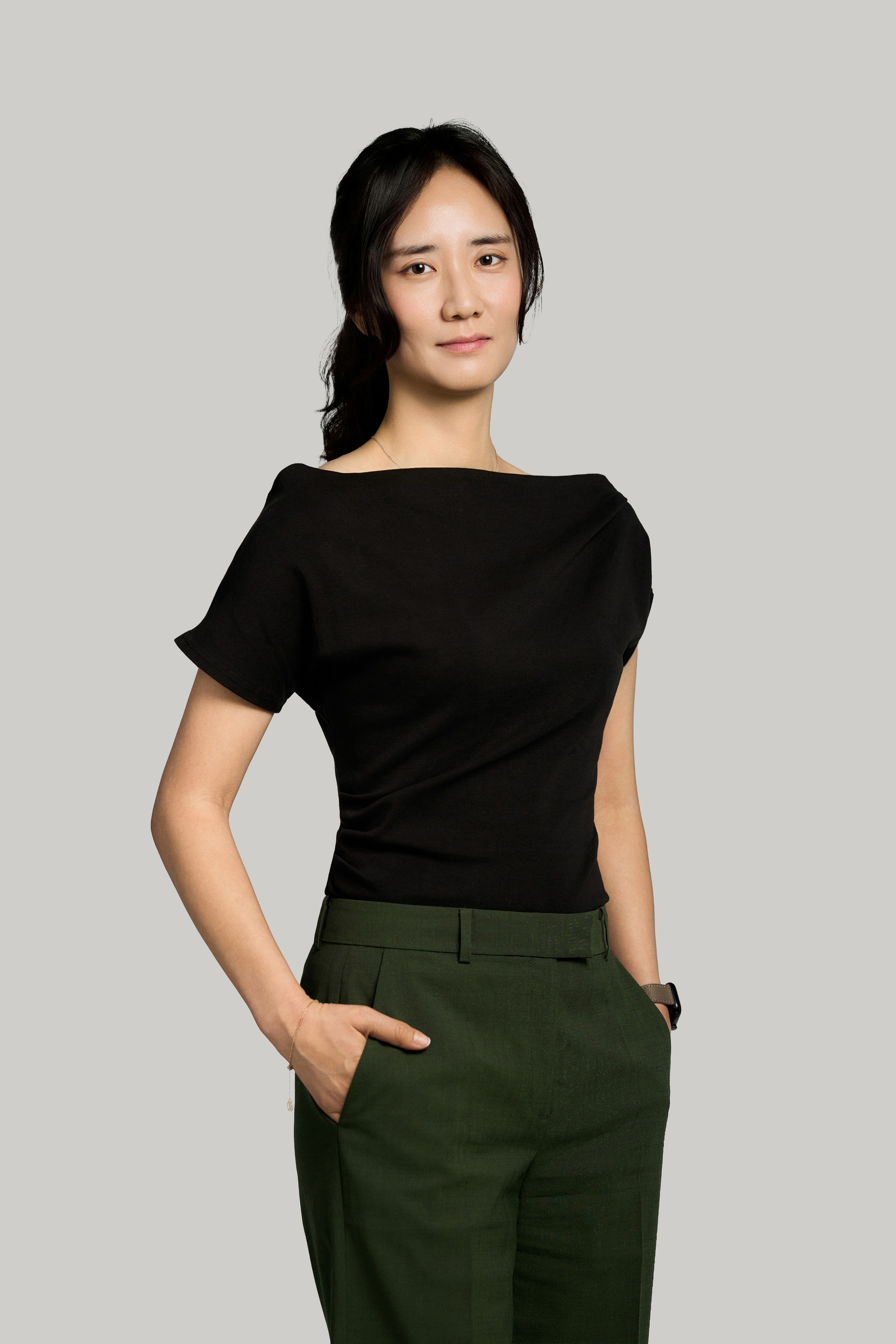 <div style="text-align: left;">     <span style="font-weight:bold; font-size: 14px;">Sunjin Kim</span><br>     <span style="font-size: 14px;">Project Lead</span><br><br>     <span style="font-size: 12px; line-height: 1.2;">Eunmin S&D</span><br>     <span style="font-size: 12px; line-height: 1.2;">Jeonbuk National Univ. Dept. of Electronic Engineering</span> </div>