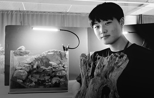 <p style="  margin-bottom:-10px;">박찬서</p><h5 style="line-height: 0.8; margin-bottom:0px;"><strong>Park ChanSeo</strong></h5>