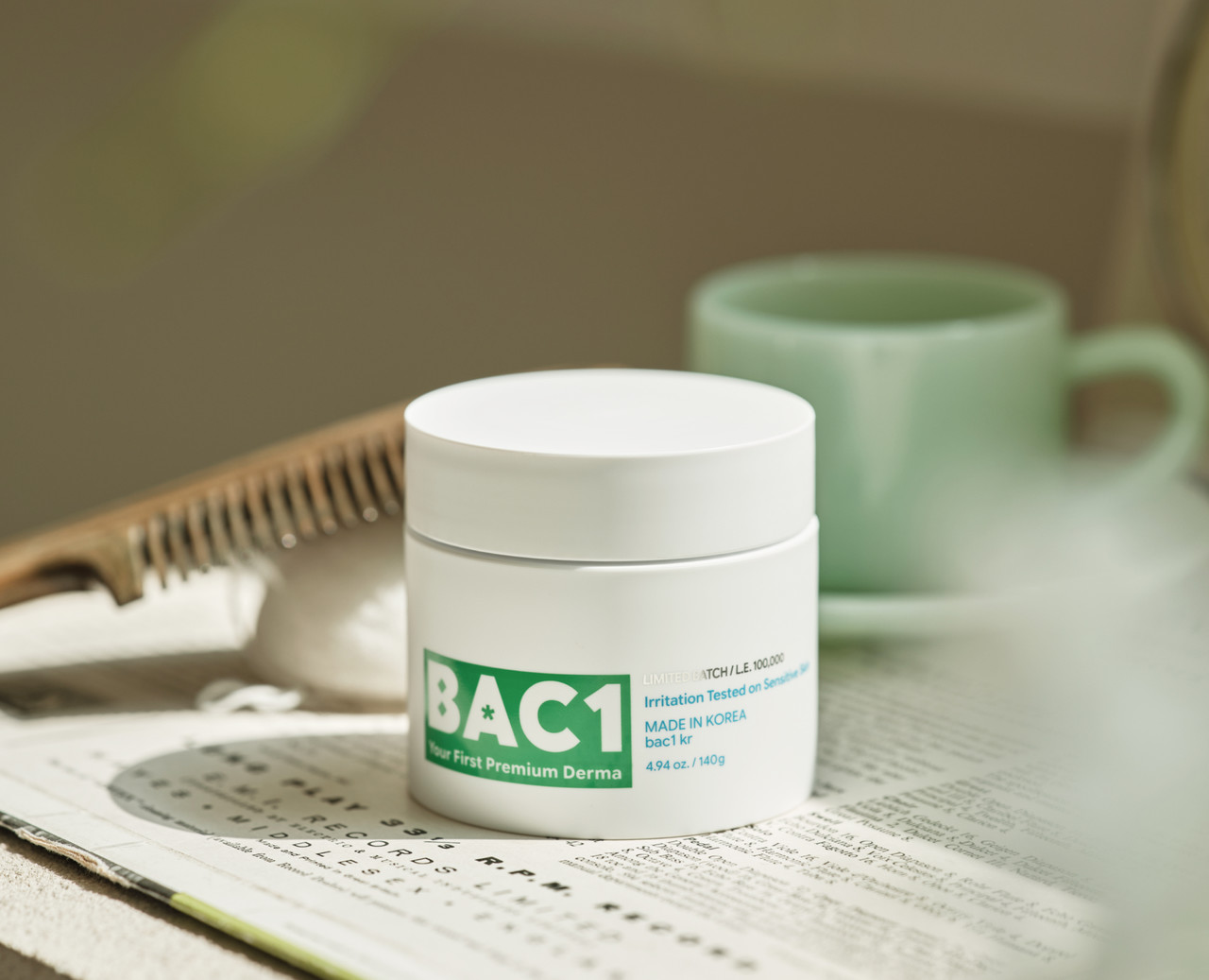 <h5>Intensive Cream</h5><div>시간이 쌓아 올린 밀도, 흔들림 없는 피부를 감싸안다.<br>시간의 힘을 응축해 무너지지 않는 장벽을 세우는 두 번째 리추얼</div>