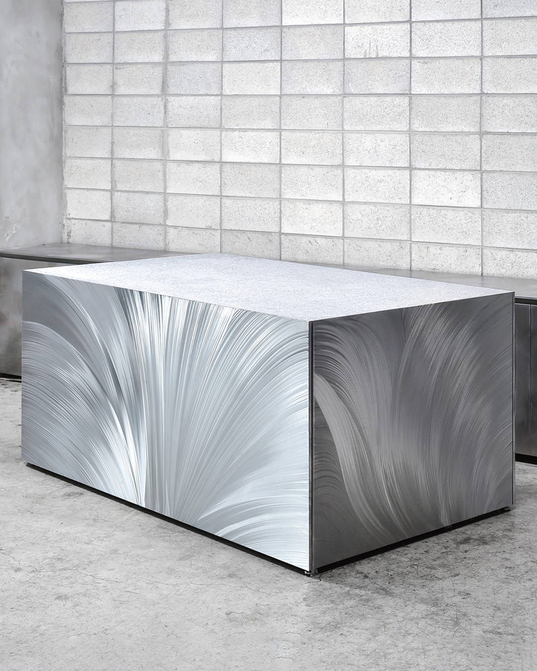 SEASHELL TABLE