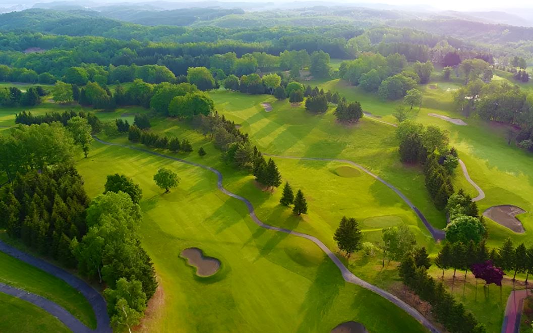 일본골프 홋카이도 북해도 골프 54홀 4일 삿포로시내숙박 컨트리클럽 명문 JLPGA 삿포로에서 가까운 골프장 마코마나이 히츠지가오카 타키노 컨트리클럽 일본여름골프