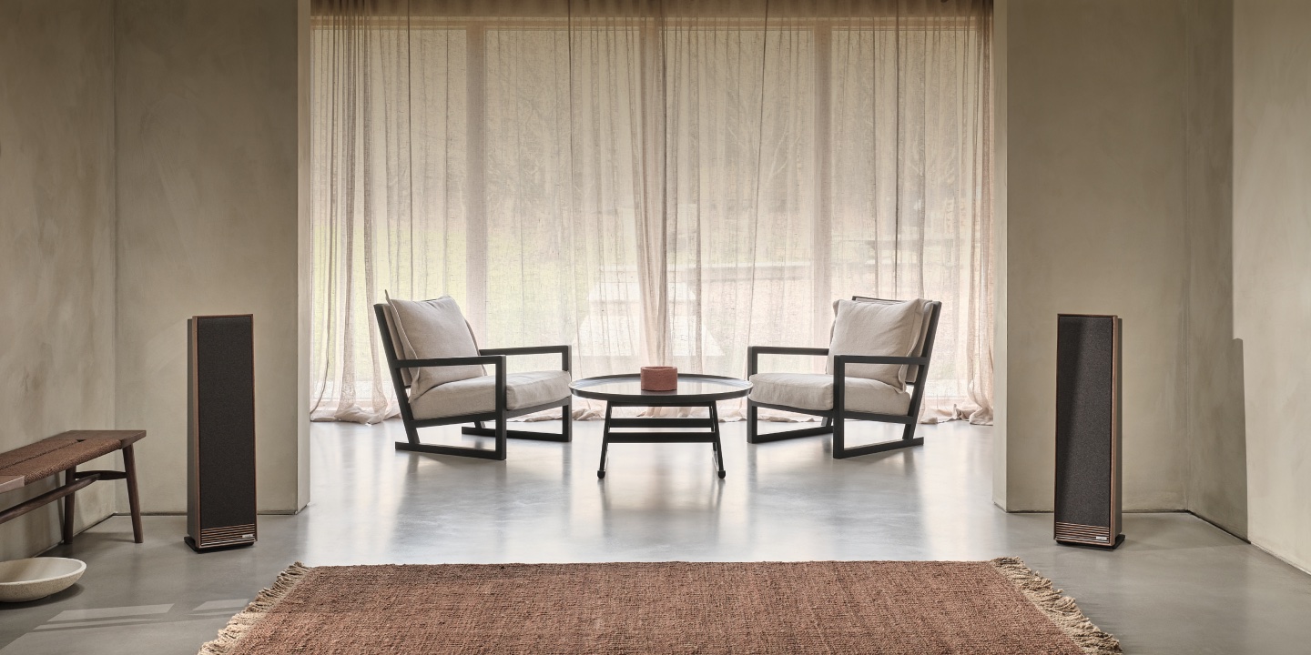 <p style="font-weight: bold;">Talisman-R Floorstanding Speakers