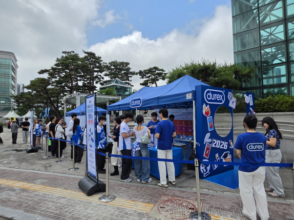 Interactive campaign at the Durex university campus festival