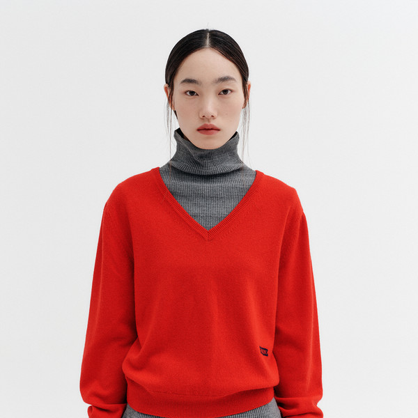 Classic V-Neck Knit Top - Red : EENK SHOP