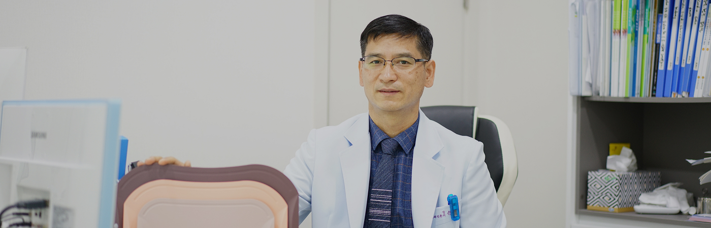 <span style="font-weight:600;">Dr. Son Tae Yong Internal Medicine Specialist</span>
