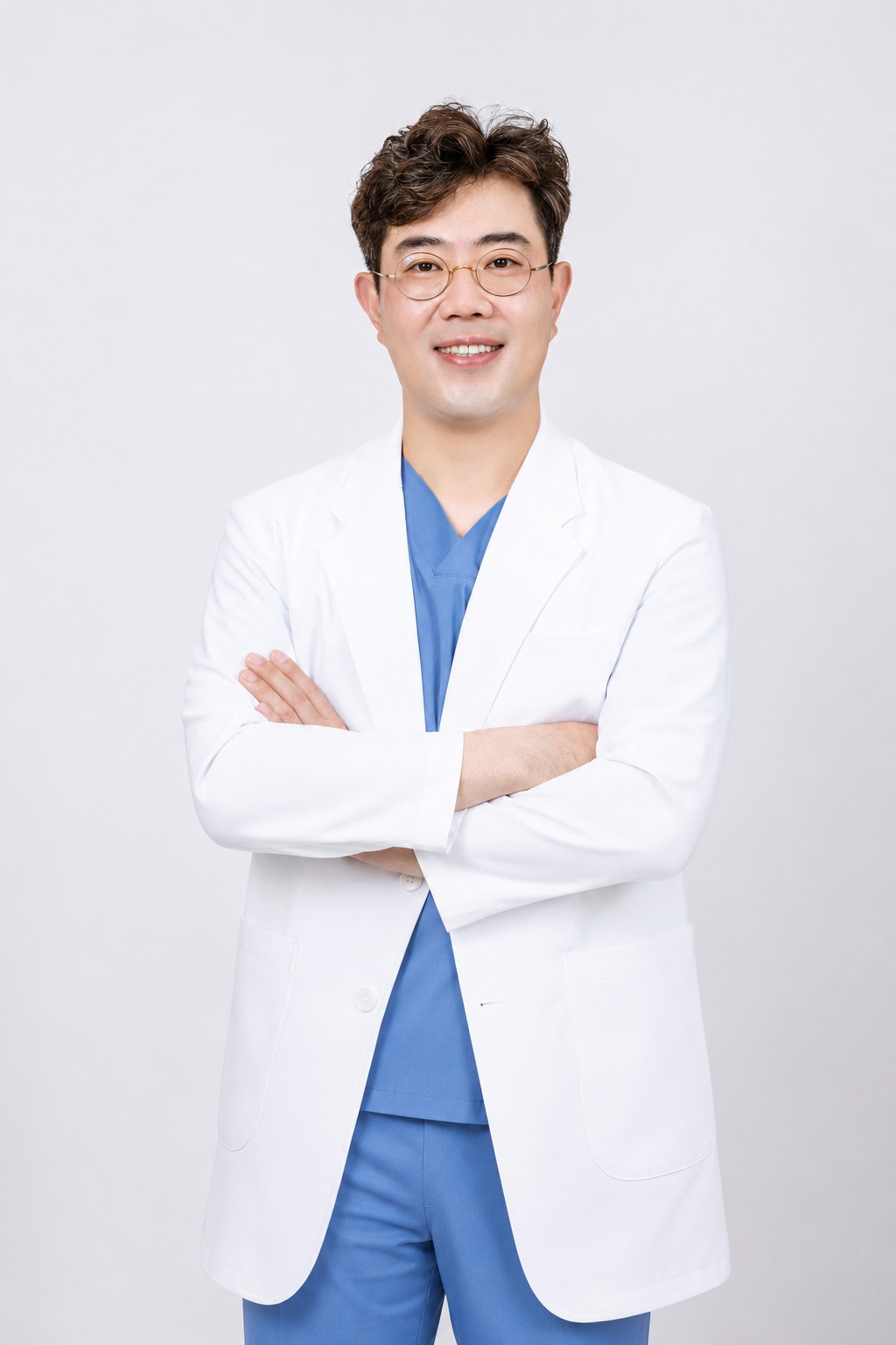 <br><p style="text-align: center;"><strong><span style="font-size: 20px;">권 준 성&nbsp;</span></strong> <strong>원장</strong></p>