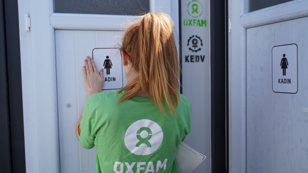 <span class="Caption_font" style="font-size:14px; color:#545454;">재난 피해 현장에 설치된 옥스팜 화장실 ⓒ Mustafa/Oxfam</span>
