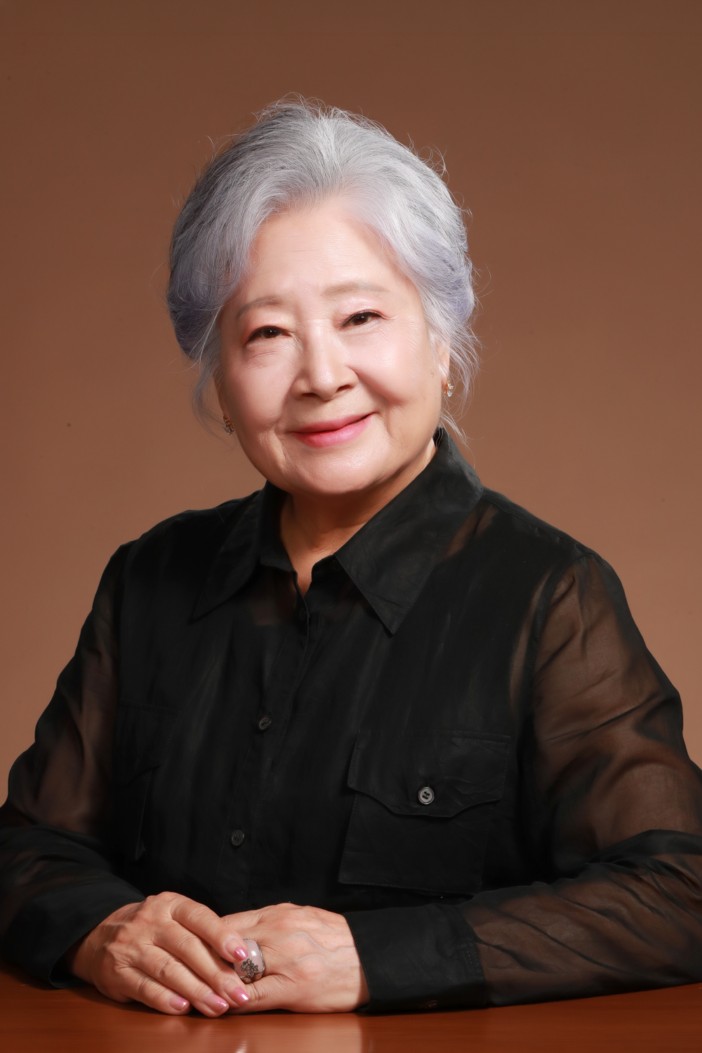 윤하린